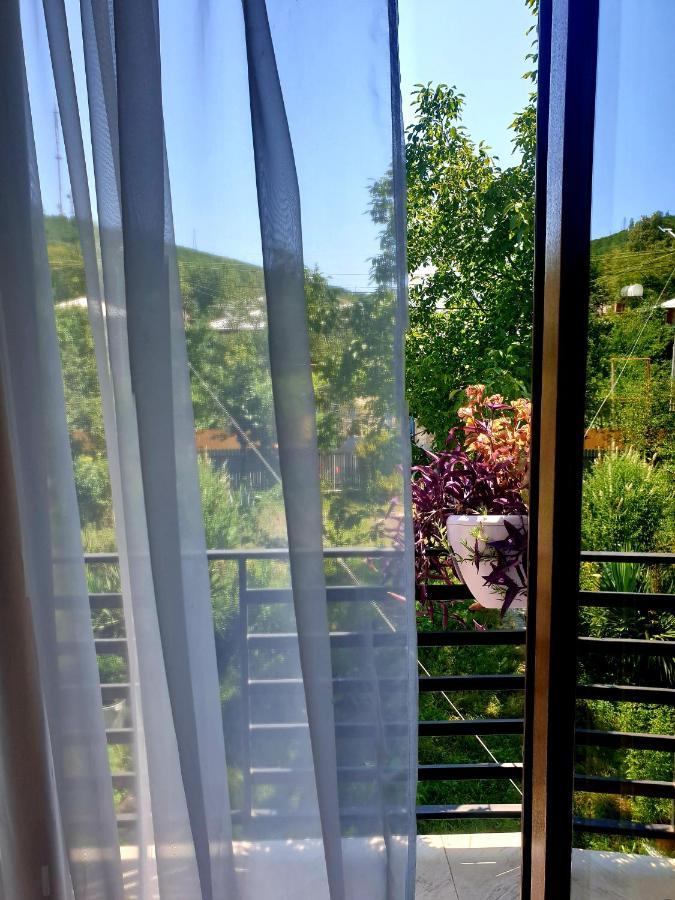 Four Seasons In Kutaisi Ξενοδοχείο Εξωτερικό φωτογραφία